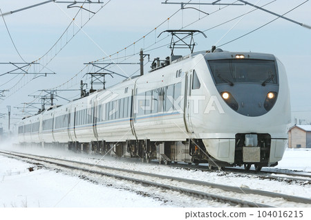 北陸本線 Mikawa-Kagakasama JR West 683 series S07+S28 formation (Kanazawa) Shirasagi 北陸本線 Mikawa-Kagakasama JR West 683 series S07+S28 formation (Kanazawa) Shirasagi 104016215