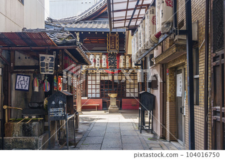 中源寺(Meshi Jizoson)正門和院內 -- 京都府東山區 -- 中源寺(Meshi Jizoson)正門和院內 -- 京都府東山區 -- 104016750