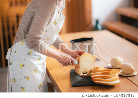 家庭麵包店 image_50 多歲的女人 104017012