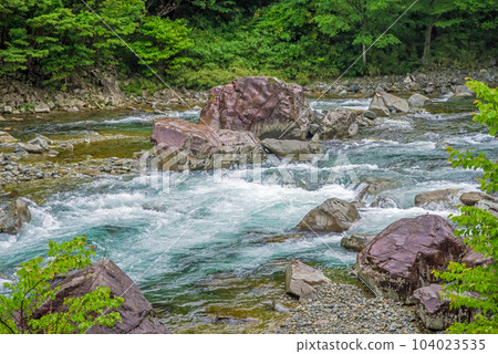 Cool scenery [Maze, Gero City, upstream of Maze River] 104023535