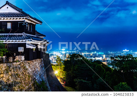 愛媛松山城 - 太閣樓和松山市的夜景 - 愛媛松山城 - 太閣樓和松山市的夜景 - 104023833