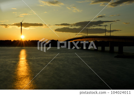 Early summer sunset Ise Bay 104024011