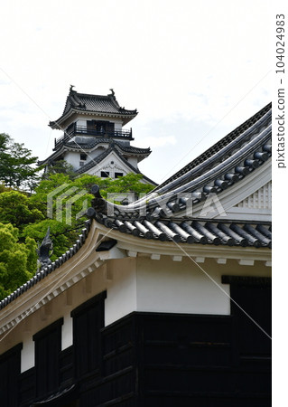 初夏的高知城 Otemon Tsumemon Tenshu Honmaru Goten Black Iron Gate 初夏的高知城 Otemon Tsumemon Tenshu Honmaru Goten Black Iron Gate 104024983