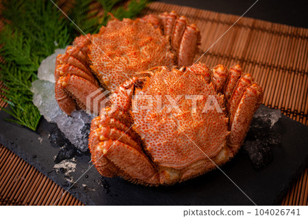 2 cups of hairy crab (1) 104026741