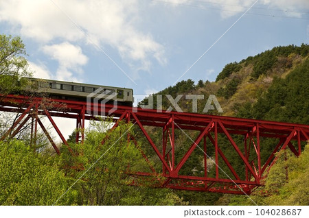 JR釜石線鬼澤大橋 JR釜石線鬼澤大橋 104028687