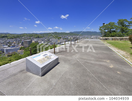 View from Tsuyama Castle Honmaru (Tsuyama City, Okayama Prefecture) 104034939