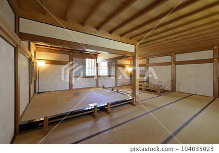 Inside the Bicchu Turret of Tsuyama Castle (Tsuyama City, Okayama Prefecture) 104035023
