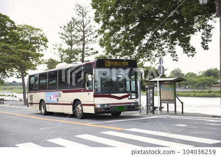 JR Bus and Katsura River 1 JR Bus and Katsura River 1 104036259