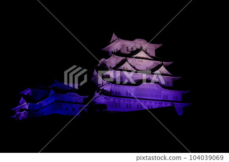 Himeji Castle shining with beautiful colorful lights 104039069