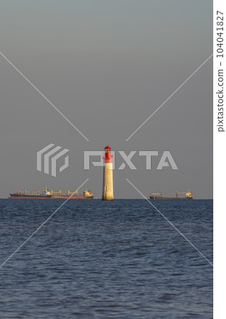 Phare de Chauvea near Ile de Re with ships to La Rochelle, Pays de la Loire, France 104041827