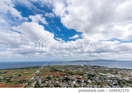 Okinawa, Iejima, view from Iejima Tacchu 104042570