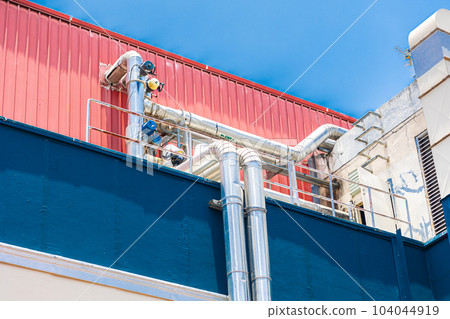 Comercial Building Air Ventilate Pipe, Smoke Air Conditioner Pipes Line System Outdoor. 104044919