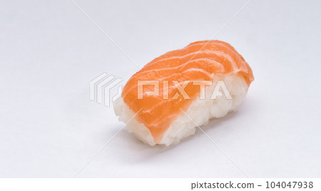 Spicy salmon Roll gunkan on White Background Isolate 104047938