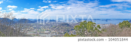 [Landscape from Shiramine Observatory] (high-resolution version) Takaya-cho, Sakaide City, Kagawa Prefecture 104051844