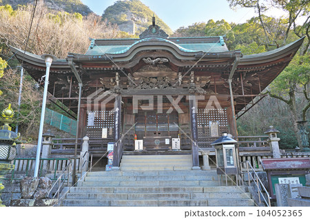 [Yakuriji Temple] (Shikoku Sacred Site No. 85 Fudasho) Mure, Mure Town, Takamatsu City, Kagawa Prefecture 104052365