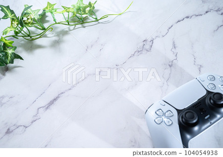 Game controller_white background 104054938