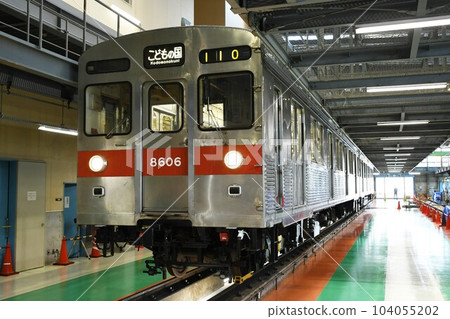 Tokyu Corporation 8500 series trains stopping at the depot (Kodomo-no-Kuni display) Tokyu Corporation 8500 series trains stopping at the depot (Kodomo-no-Kuni display) 104055202