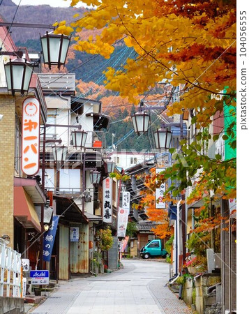 Scenery of Shibu Onsen, Yamanouchi Town, Nagano Prefecture 104056555