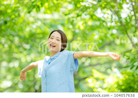 清新的綠色美容伸展 104057638