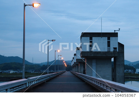 Kakogawa Weir at Dawn Kakogawa Weir at Dawn 104058367