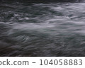 山間溪流 104058883