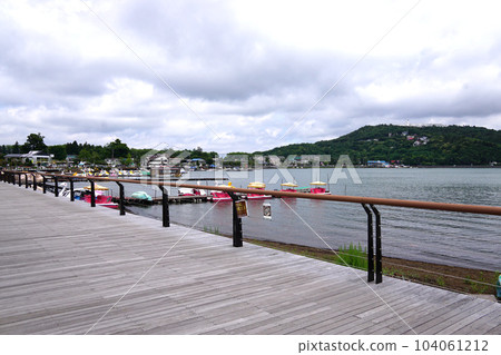 Lake Yamanaka Boardwalk Lake Yamanaka Boardwalk 104061212