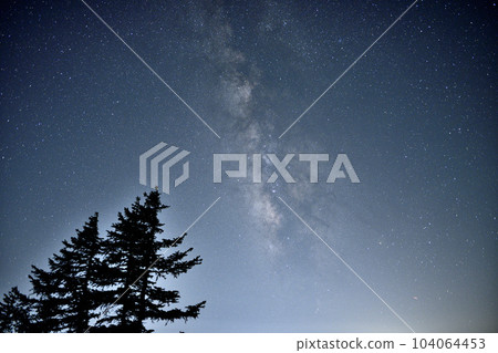 Astronomical Observation <Fujinomiyaguchi 5th Station> 104064453