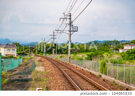 農村地方鐵路軌道(緩緩彎曲) 農村地方鐵路軌道(緩緩彎曲) 104065839