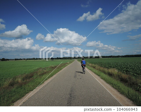 Apeldoorn is a municipality and city in the province of Gelderland in the centre of the Netherlands. Apeldoorn is a municipality and city in the province of Gelderland in the centre of the Netherlands. 104066943