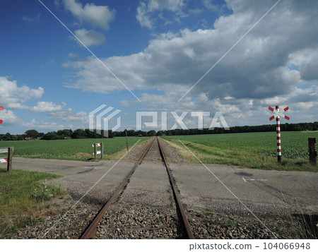 Apeldoorn is a municipality and city in the province of Gelderland in the centre of the Netherlands.  104066948