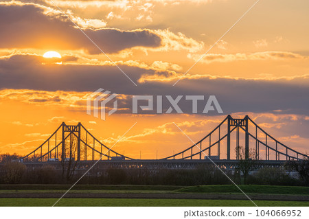 Krefeld Uerdingen Bridge, North Rhine Westphalia, Germany Krefeld Uerdingen Bridge, North Rhine Westphalia, Germany 104066952