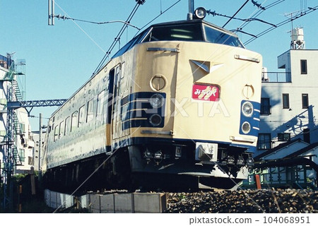 583 Series Limited Express Michinoku on the Joban Line 583 Series Limited Express Michinoku on the Joban Line 104068951