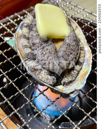西伊豆旅館的烤鮑魚 104068959