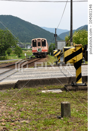 新綠的明智鐵道東野站 新綠的明智鐵道東野站 104081146