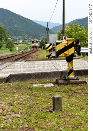 新綠的明智鐵道東野站 新綠的明智鐵道東野站 104081147