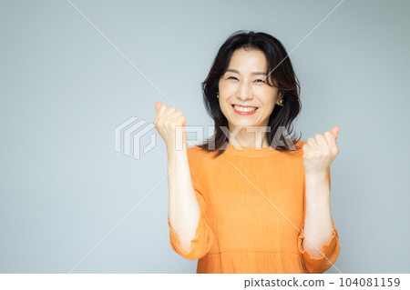 50歲的女性 104081159