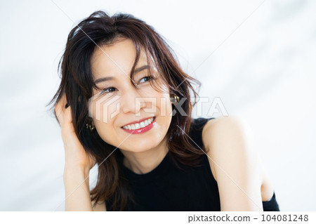 Female in her 50 104081248