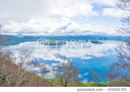 從瞭望台眺望十和田湖 從瞭望台眺望十和田湖 104083765