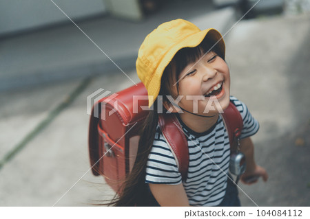 kid, younger, elementary student 104084112