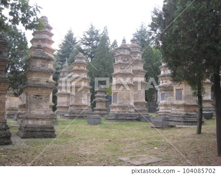 China Shaolin Stone Forest 104085702