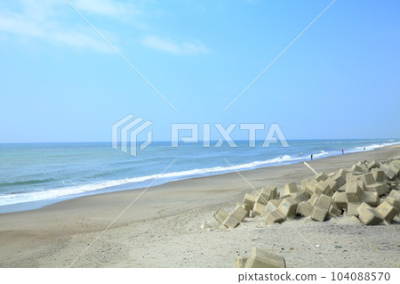 Calm Pacific Ocean Hoube Coast Calm Pacific Ocean Hoube Coast 104088570