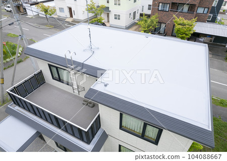 Completion of housing renovation Aerial view of the roof after replacement 104088667