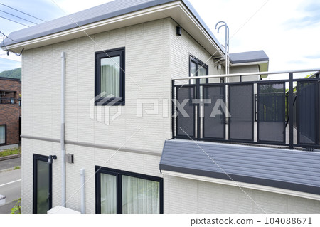 外牆粉刷後房屋裝修完成房屋牆體 104088671