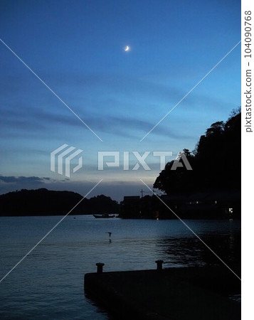 Crescent moon of Ine Crescent moon of Ine 104090768