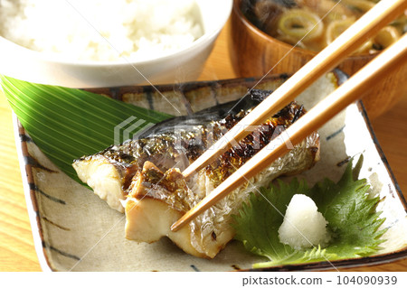 Set meal of grilled mackerel Set meal of grilled mackerel 104090939