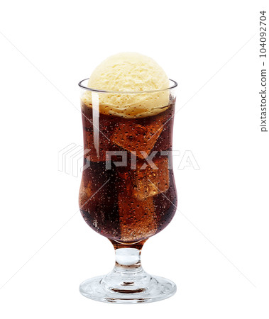 Cola float illustration real 104092704