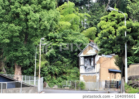 異人館（白馬亭）的倉庫（神奈川縣橫濱市戶塚區樫尾町） 104095601