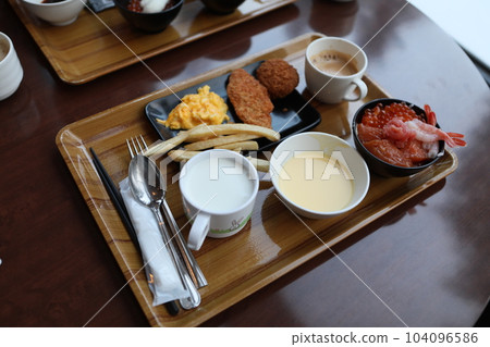 breakfast breakfast 104096586