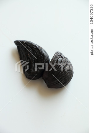 Fermented black garlic from Aomori Prefecture 104097536