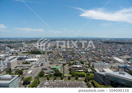 2023 年 6 月拍攝的茨城縣水戶市街景（北向） 104098158